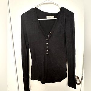 A&F Henley long sleeve top